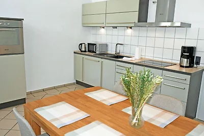 10 2-Raum-Ferienwohnung mit Balkon