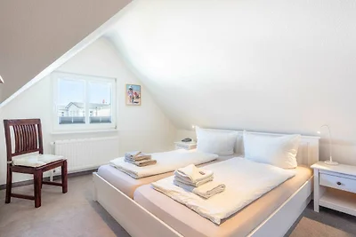 09 Dachgeschosswohnung