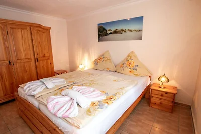 Langfeld, A. Fewo unten, 2P