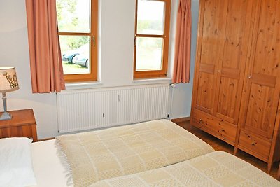 02 Ferienwohnung mit Gartenterrasse