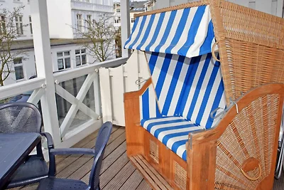 Villa Sonneck - Ferienwohnung 3 mit Balkon un...