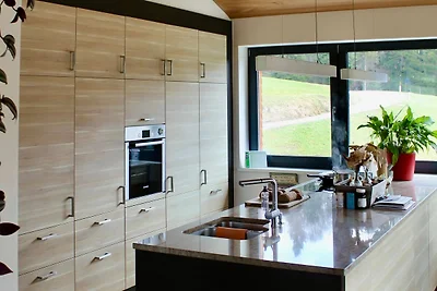 exklusives Ferienhaus in Langenegg für 2...