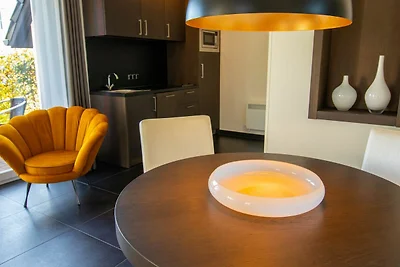 Ferienwohnung (a)