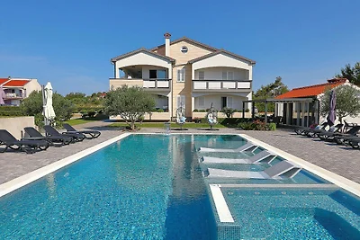 Appartamento Vacanza con famiglia Vir