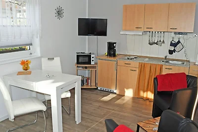 2-Raum-Ferienwohnung mit Terrasse in ruhiger...