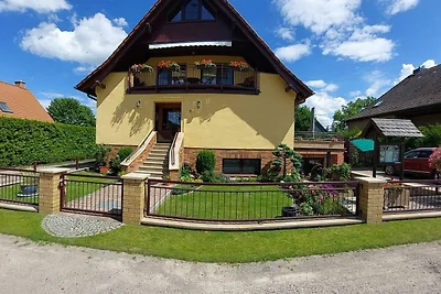 70 qm Souterrain Ferienwohnung mit 2...