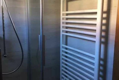 3 Zimmerwohnung mit Vorplatz 1