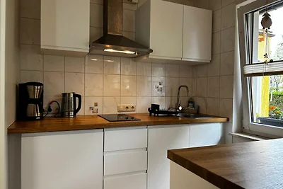Bungalow mit Terrasse (50m², max 4 Personen)