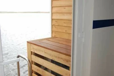 Floating House 4 Oie mit Kamin und Haustier