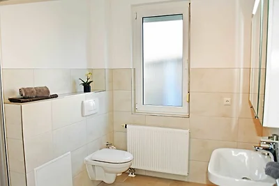 01 Fereinwohnung mit Terrasse EG Dranske