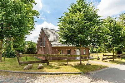 Ostsee Landhaus mit Terrasse, Garten und...