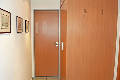 2-Raum-Ferienwohnung mit Balkon, ruhig...