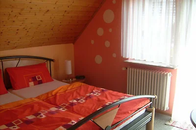 Vierbettzimmer mit WC und Dusche/Bad