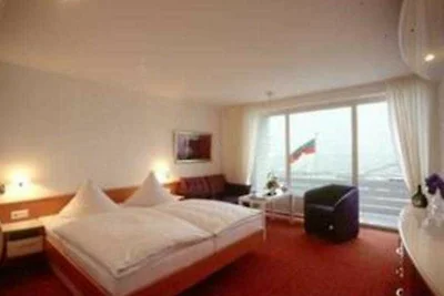 Doppelzimmer.Balkon.Seeblick