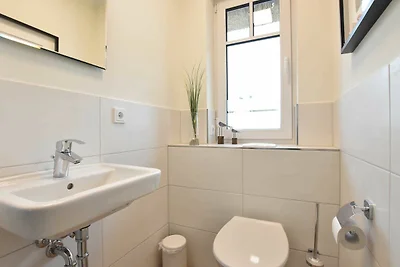 XL 8-Raum-Ferienhaus mit Kamin (max.