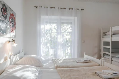 Tinka, Zimmer No 5