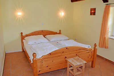 Ferienhaus Augustin mit Reetdach im Ostseebad...