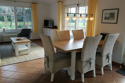 Für 2 Feriengäste mit Garten / Boddenhus