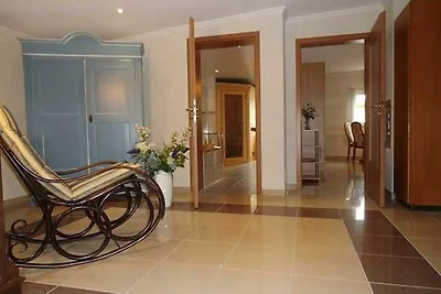 70 m ² zum Wohlfühlen mit Sauna & Fernsicht