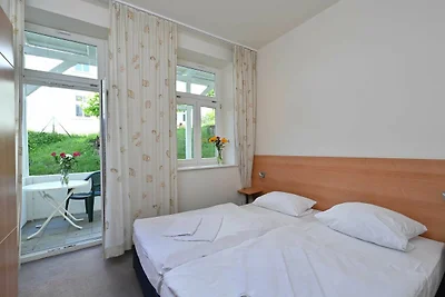 Ferienwohnung 02 strandnah Villa Celia Sellin