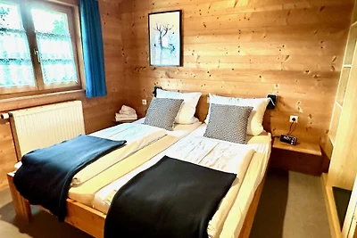 LTD-105 Holzblockhaus für 4 Personen mit...