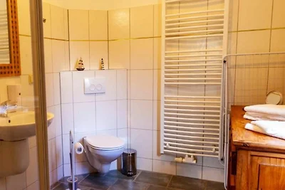 Apartment 4
