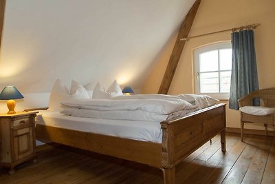 3-Zimmer-Ferienwohnung-DB (2-4 Personen)