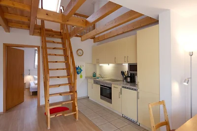 2-Raum-Ferienwohnung, 6 Personen, Balkon, OG...