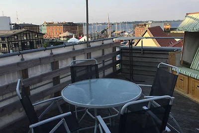 Turmhaus mit Dachterrasse, 1. OG Langenstr.