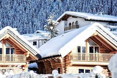 Yellowstone Lodge