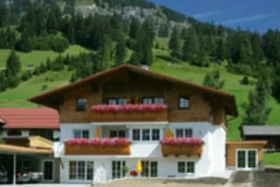 Ferienwohnung im Rosen-Chalet