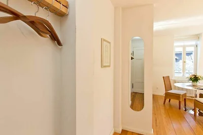 Villa Artemis, 11 Korinth