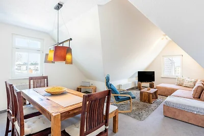 09 Dachgeschosswohnung