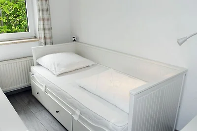 18 schöne 3-Raum-Ferienwohnung mit Seeblick u...