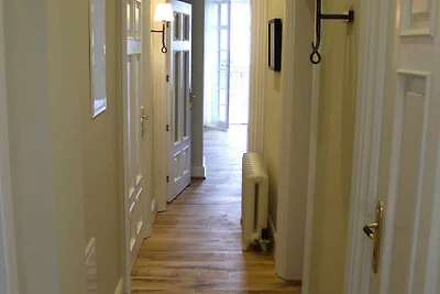 Le Bel Etage