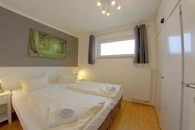 Apartment 560