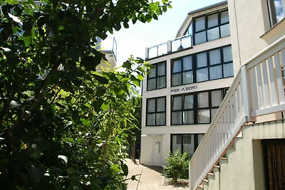 HB-03