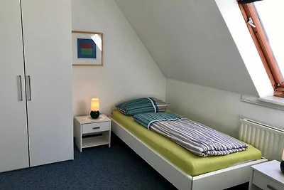 3 Familienwohnung 70m² oben
