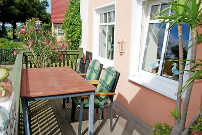 Ferienappartement Sonnenblume mit Seeblick un...