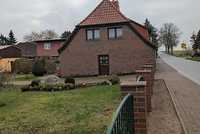Gemütliches Ferienhaus zwischen Müritz und Pl...