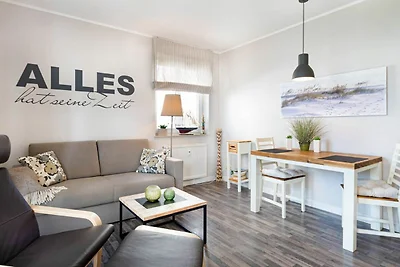schöne 2-Raum-Ferienwohnung mit Balkon