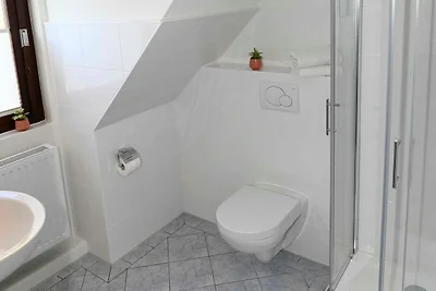 Nr. 2 oben  3-Zimmerwohnung