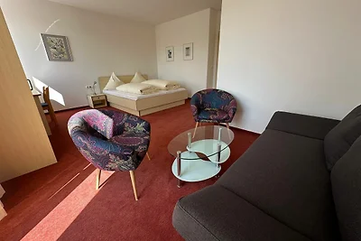 Komfort-DZ mit Balkon und Schlafsofa