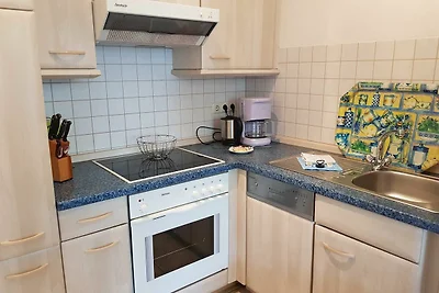 3 Raum/ Balkon mit Gartenzugang