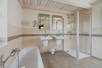 DAG-877 - Freistehendes Ferienhaus mit Sauna...