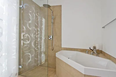 Strandresidenzen Bansin, Schloonpalais 4