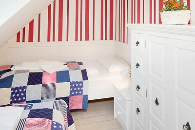 Carlotta's Beachroom