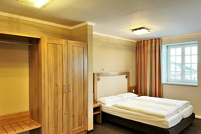 Mehrbettzimmer (C) 206
