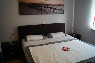 Villa Waterfront am See