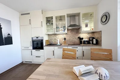 Wohnung 02 mit Kamin & Terrasse